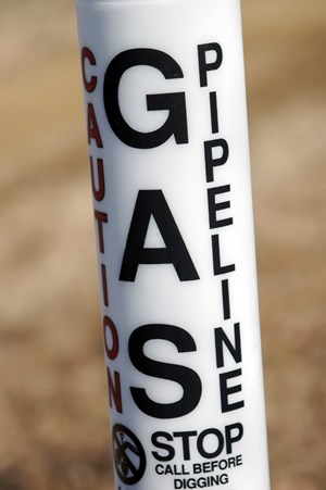natural gas pipeline warning post