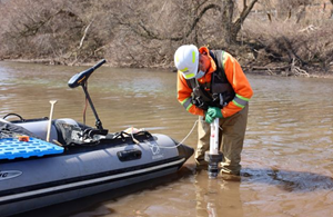 Sediment Investigations & Bathymetry in April 2021 involved collecting and updating information on the total soft sediment volume and thickness which was required for design and permitting. Photo: City of Hamilton